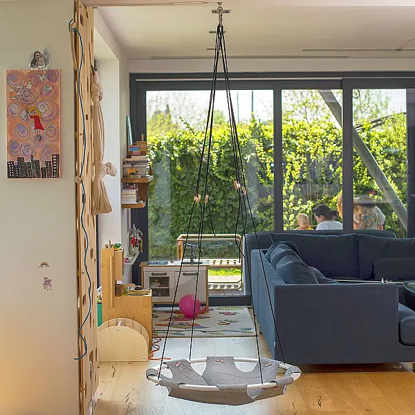 NEST SWING