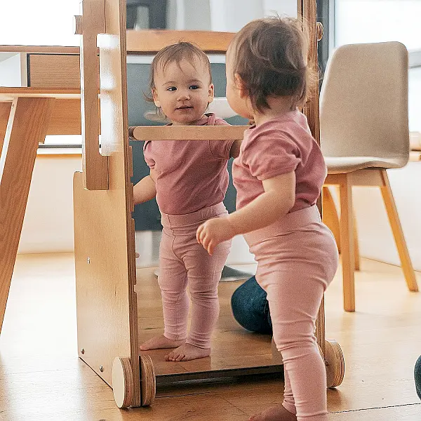 LEEA'S ADVENTURE CORNER