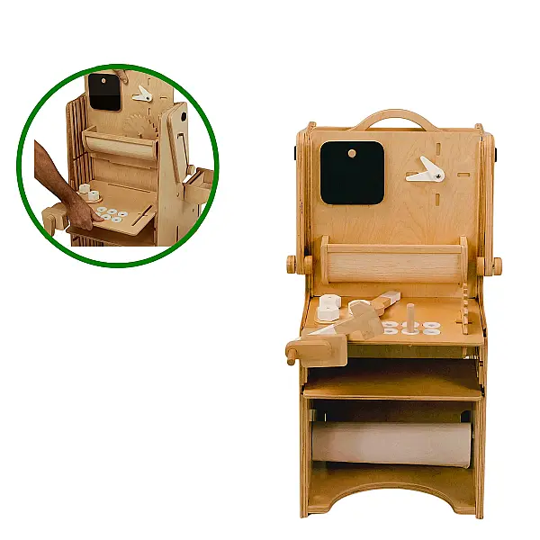 LEEA'S ADVENTURE CORNER