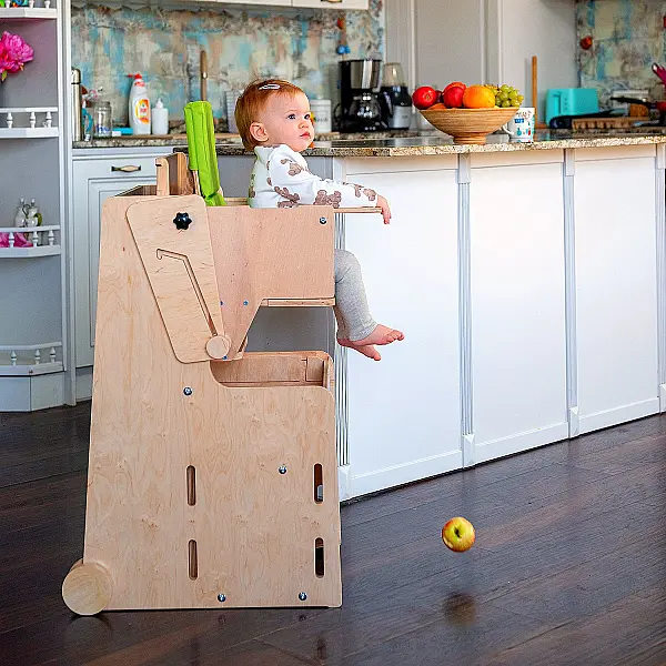 LEEA'S ADVENTURE CORNER