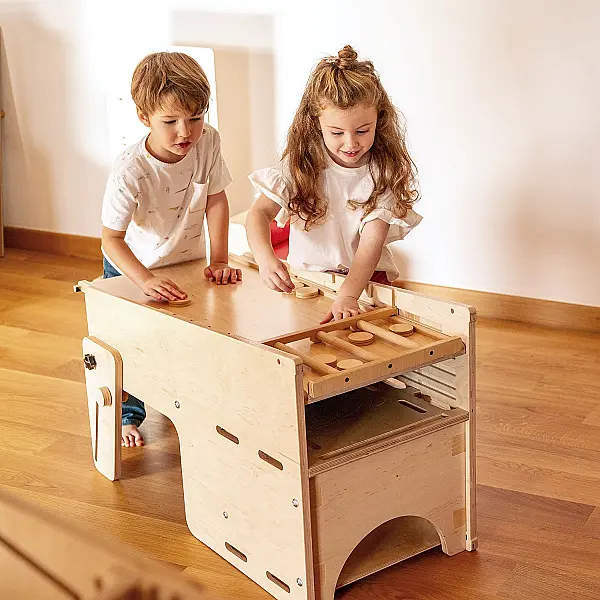 LEEA'S ADVENTURE CORNER